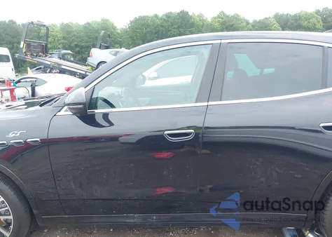 2023 Maserati Grecale Gt z USA, uszkodzony, nr VIN ZN682AVA8P7432369